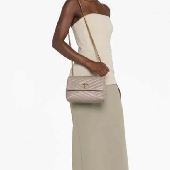 KIRA CHEVRON CONVERTIBLE SHOULDER BAG TORY BURCH - Picture 5 of 5